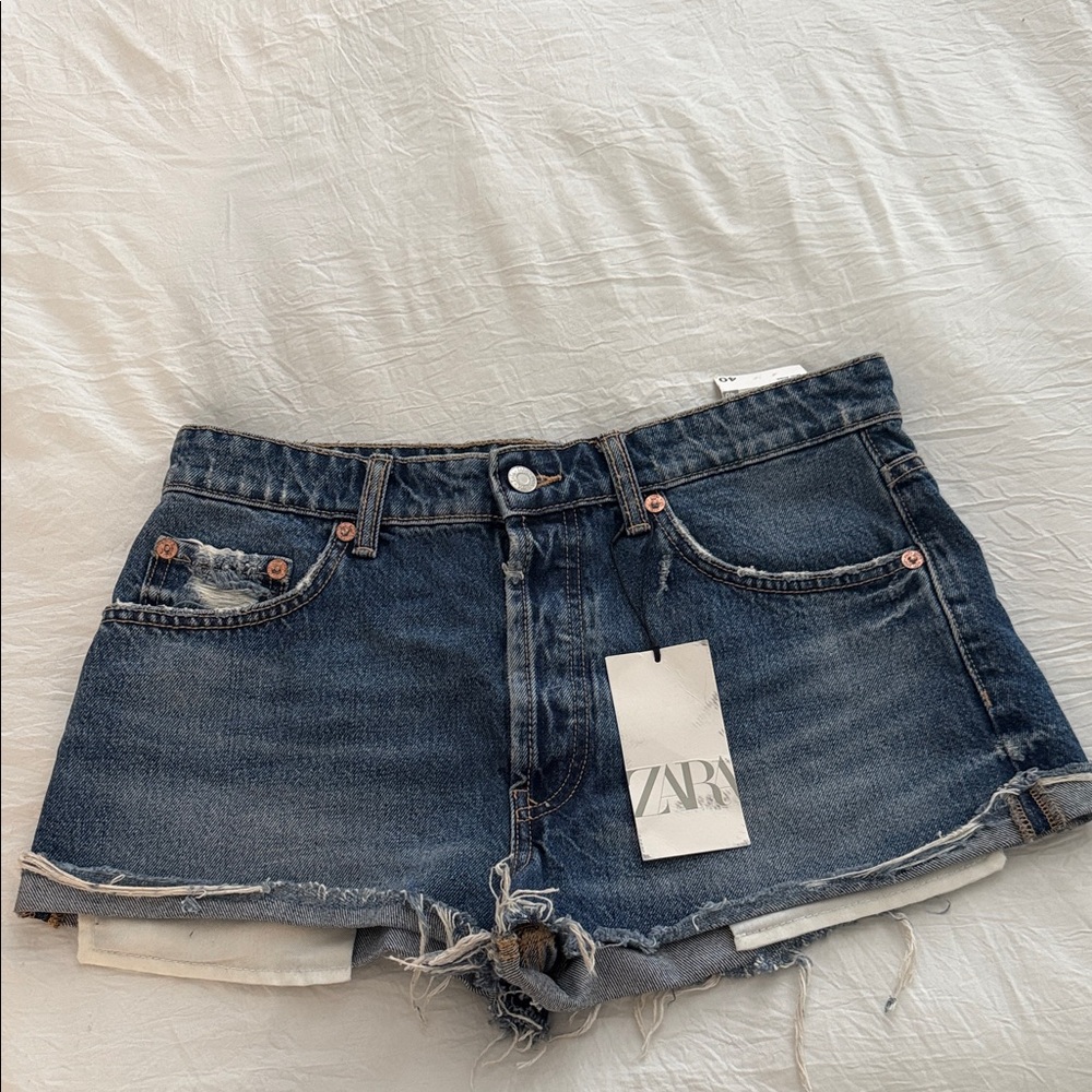 ZARA Dark Indigo Distressed Denim Shorts